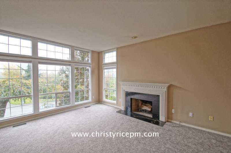 11826 Se 78th St - Photo 3 of 9