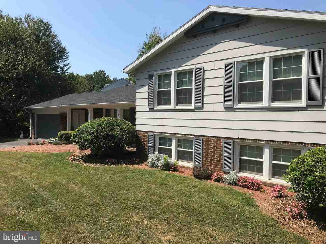 934 Winchester -R Drive - Photo 2 of 19