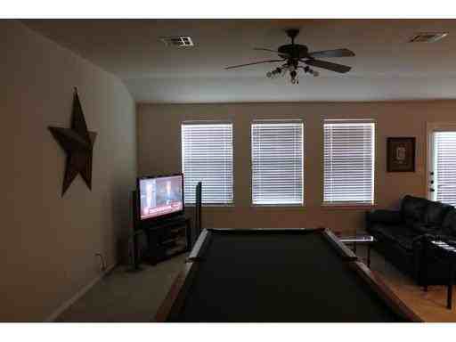7817 Squirrel Hollow Dr - Photo 2 of 7