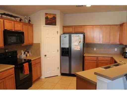 7817 Squirrel Hollow Dr - Photo 3 of 7