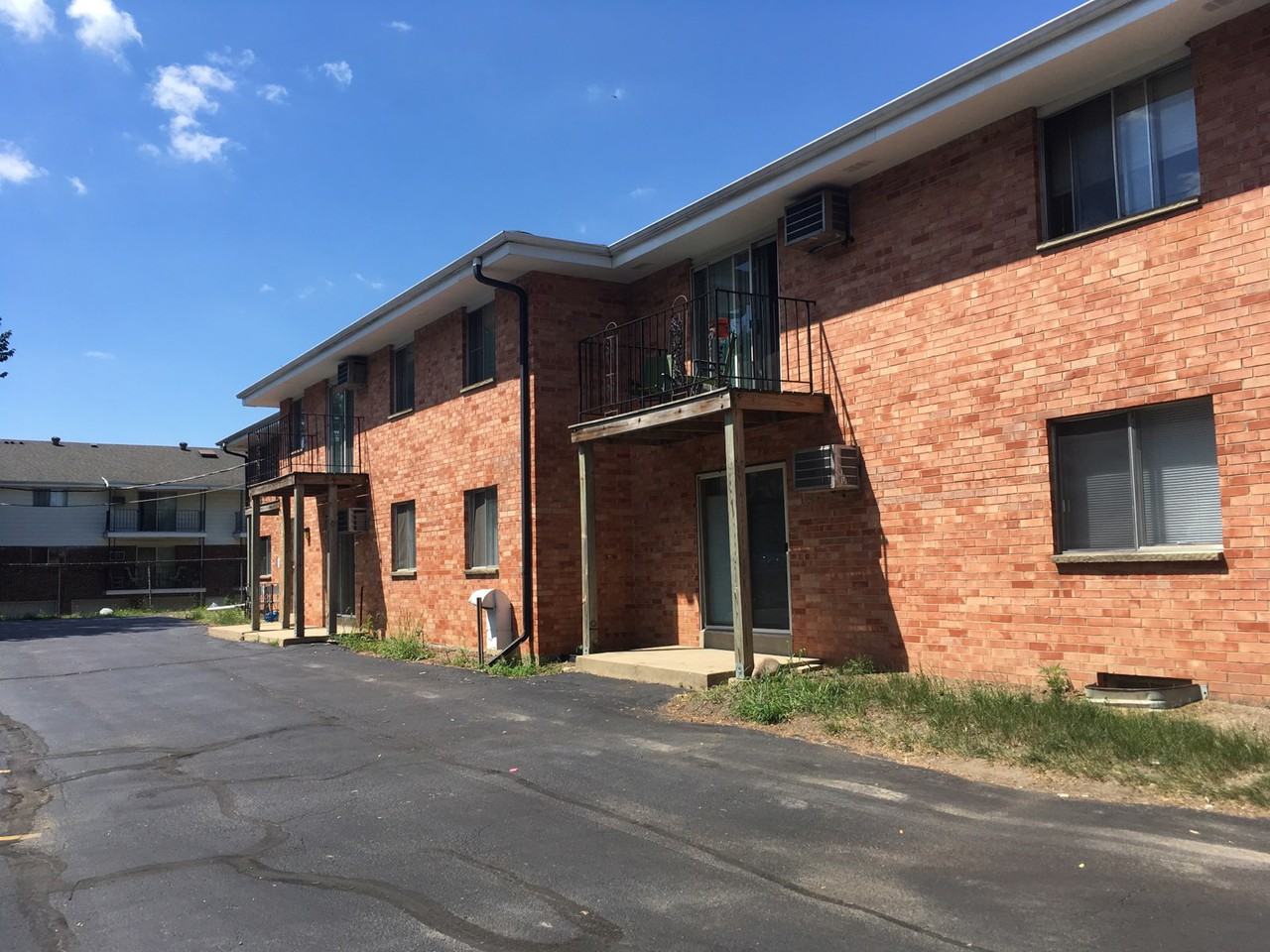 4244 South 51st Street - Photo 2 of 7