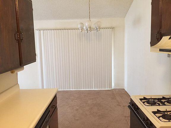 2222 Pinon Springs Cir - Photo 3 of 14