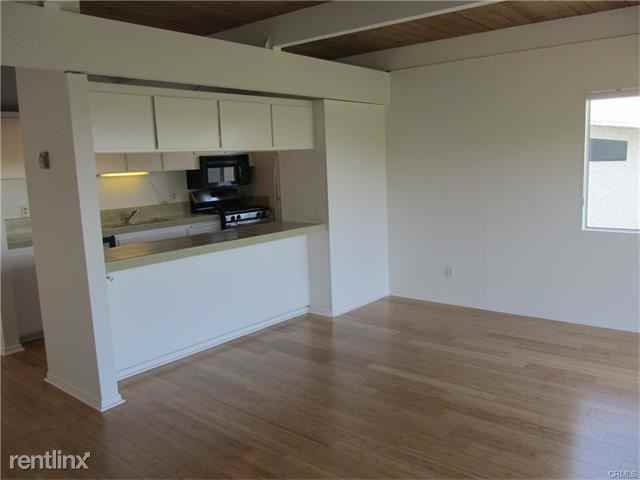 1950 Del Mar Ave - Photo 2 of 14