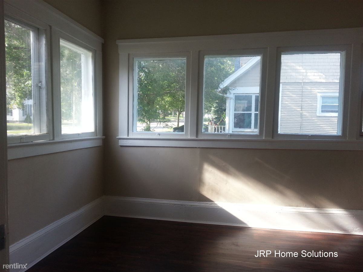 411 S West Ave - Photo 3 of 17