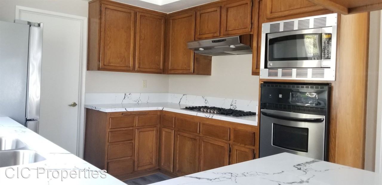 20388 Portside Dr. - Photo 3 of 21