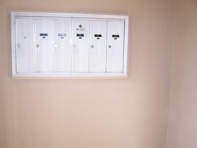 4306 Shamrock Ln Unit - Photo 3 of 12