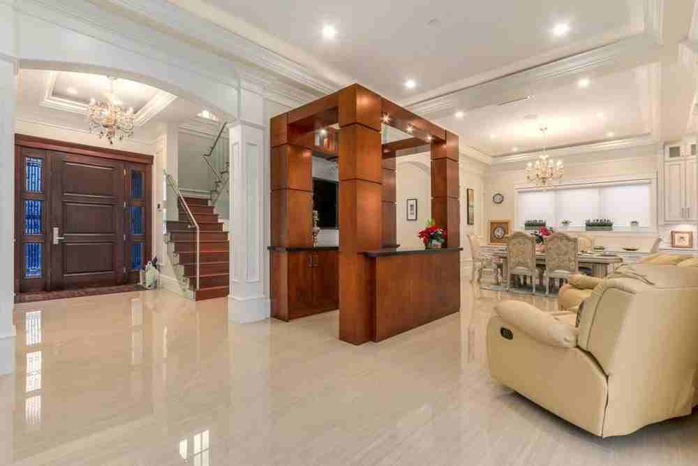 625 West 53rd Avenue - Photo 3 of 20