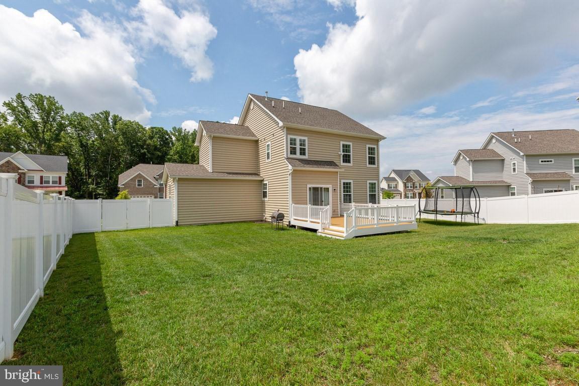 2560 Shipman Court - Photo 2 of 21