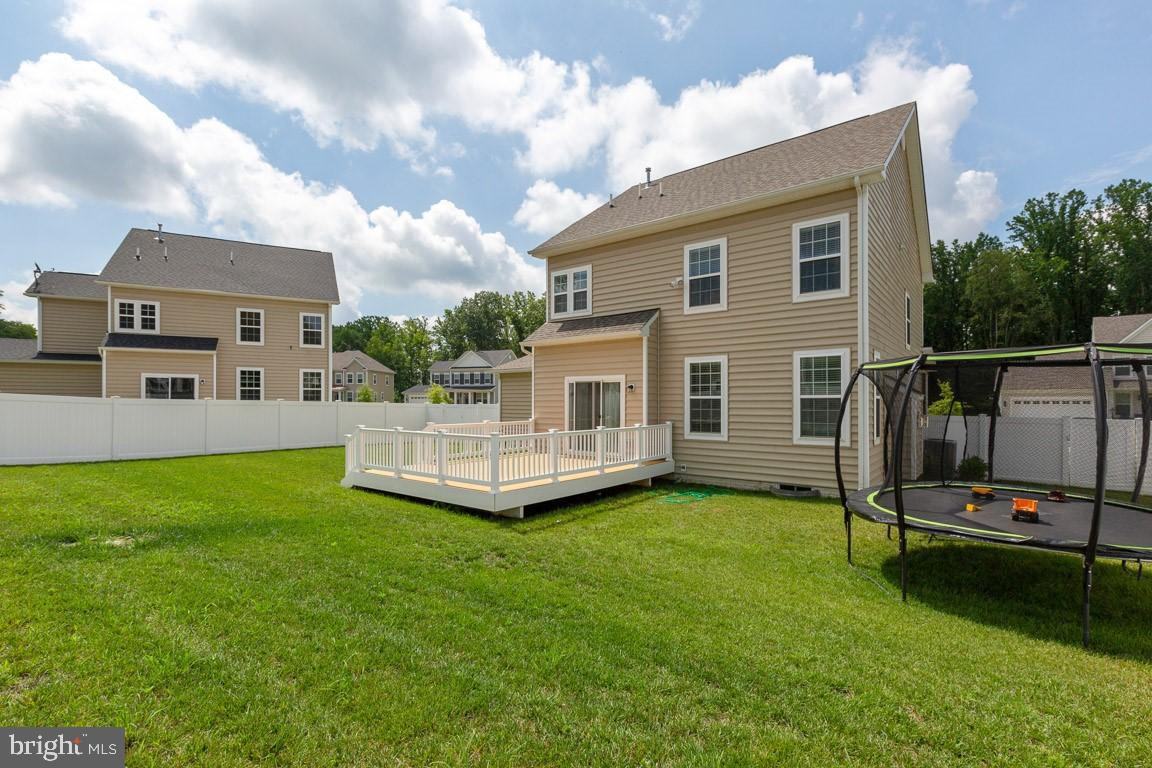 2560 Shipman Court - Photo 3 of 21
