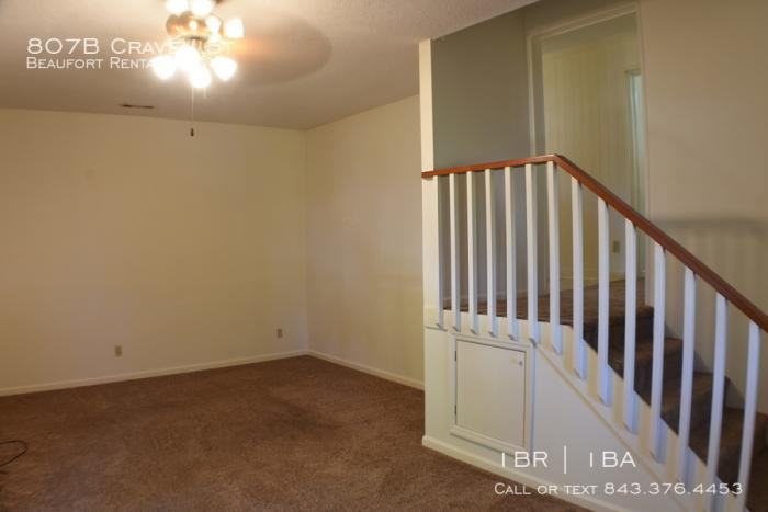 807B 807b Craven St - Photo 2 of 8