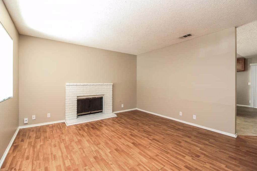 3168 Dolores St. - Photo 3 of 12