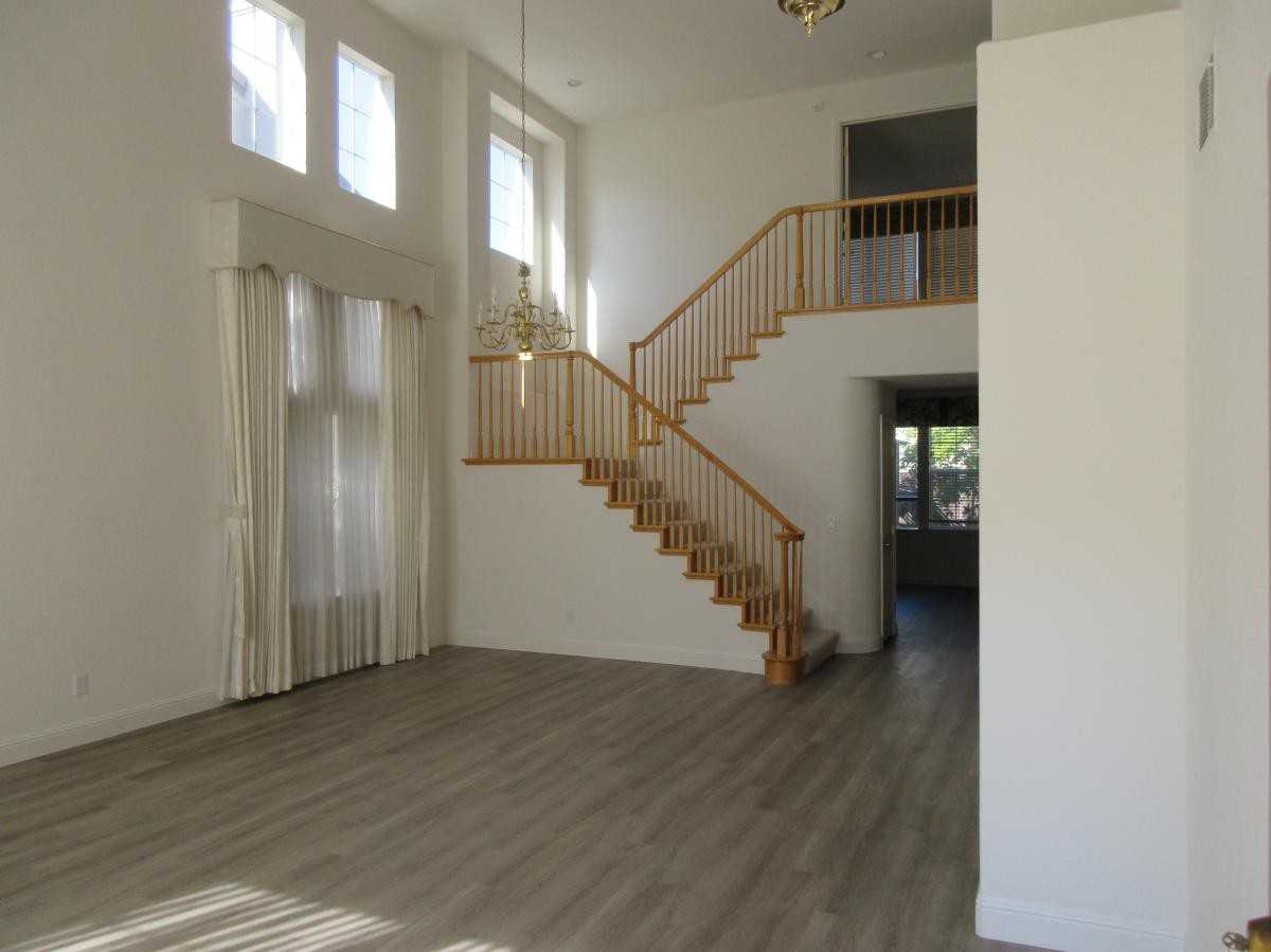 43417 Laurel Glen Cmn - Photo 3 of 16