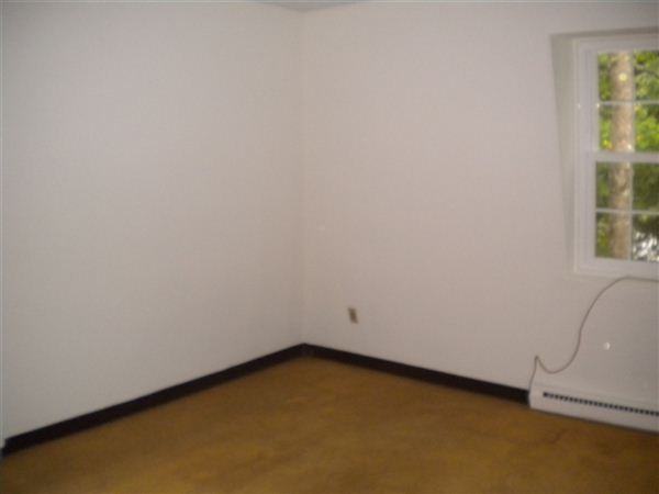 Georgetown Woods - Photo 2 of 7