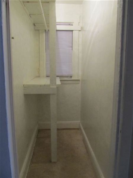 712 Kennedy Blvd at 28th street - Photo 3 of 8