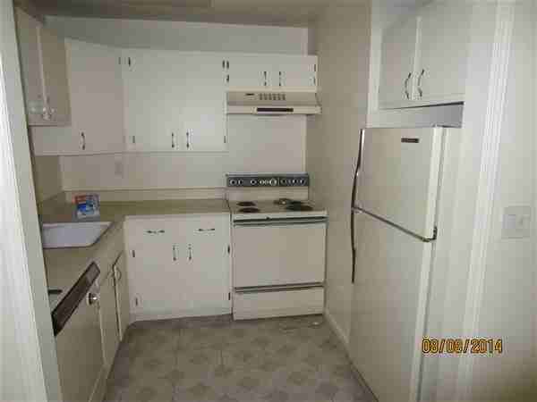 4905 Crooks Rd - Photo 2 of 9