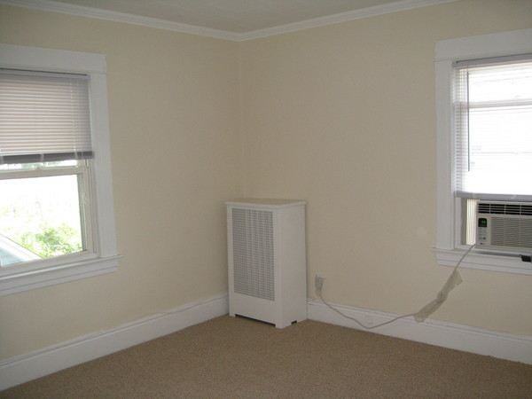 Merrick Rd - Photo 3 of 6