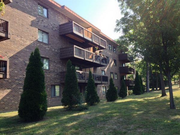 Walnut Hill Condominiums - Photo 2 of 4