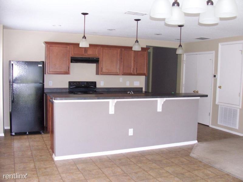 5057 Gandross Ln - Photo 2 of 9