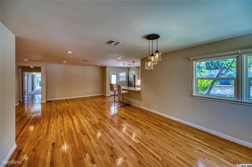 3570 Fairmeade Rd - Photo 3 of 12