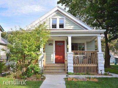 2300A 2300a East Eden Place Upper - Photo 2 of 6