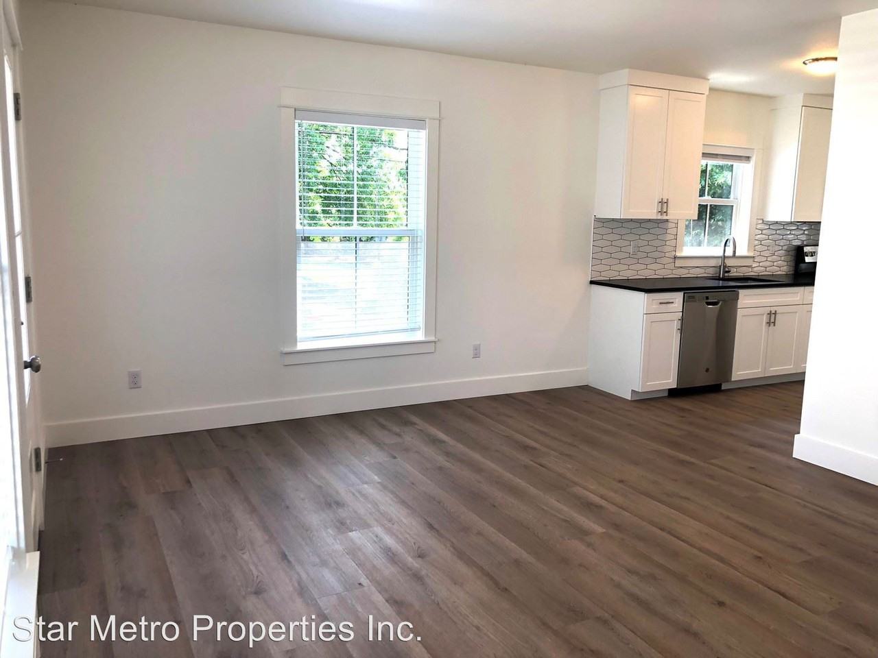 2121-2127 SE Caruthers St - Photo 3 of 17