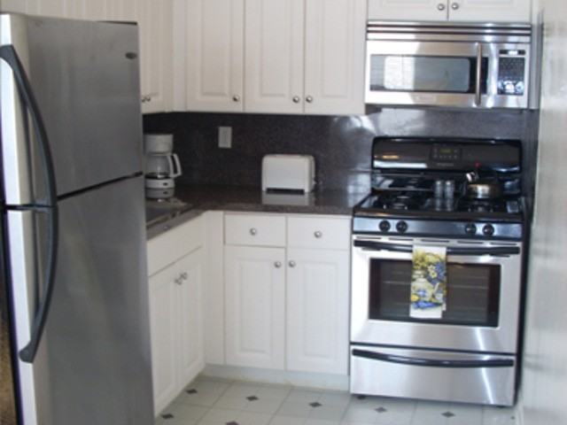 Brick Gardens - Photo 2 of 8