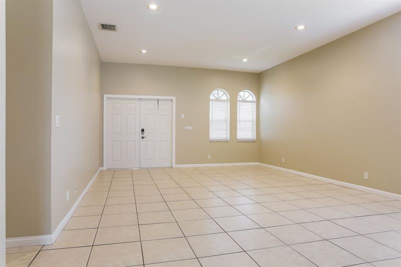 4417 Northwest 41st Place - Photo 2 of 7