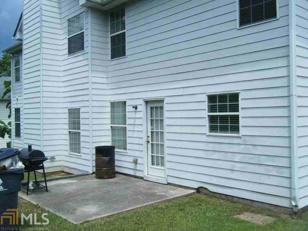 1816 Byrom - Photo 3 of 26