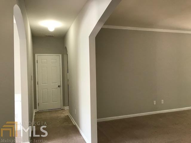 319 Cog Hill Drive - Photo 3 of 44