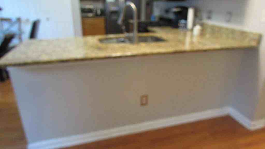 1720 Versailles - Photo 3 of 30