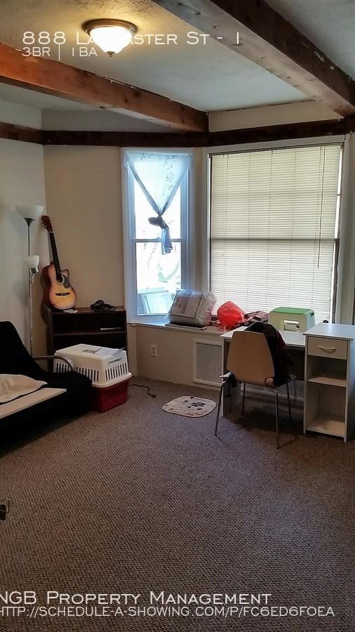 888 Lancaster St - Photo 2 of 13