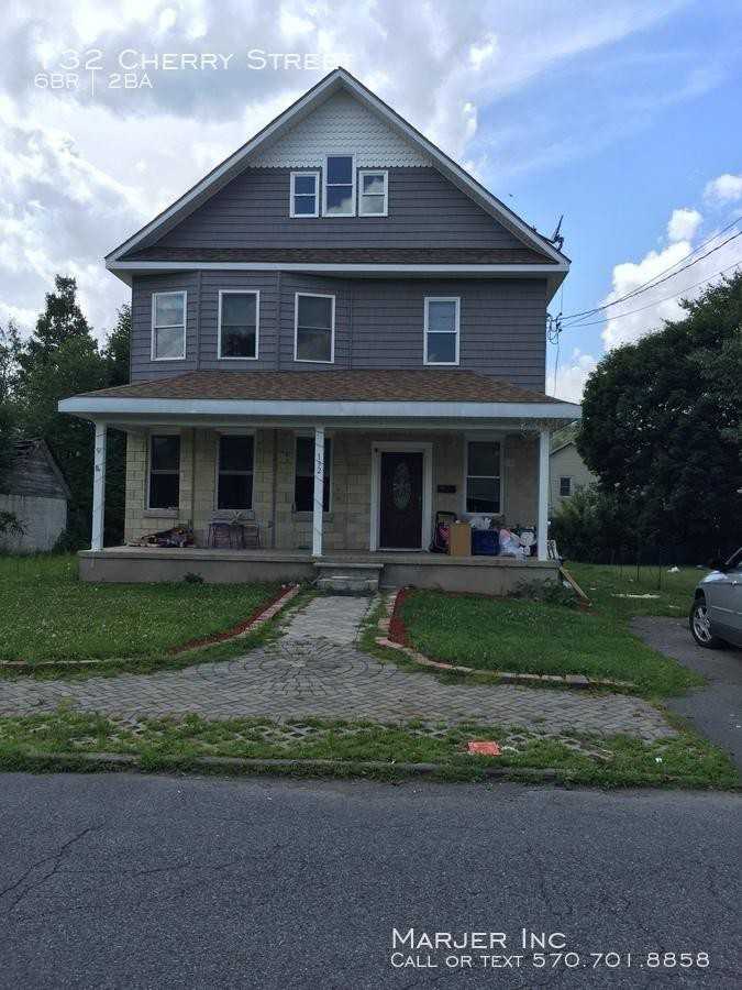 132 Cherry Street, Archbald, PA 18403 6 Bedroom Apartment for Rent