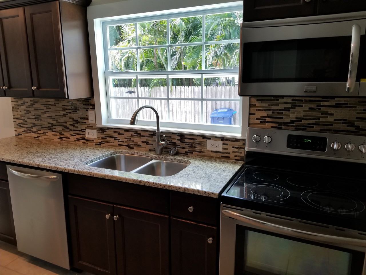 222 25th St N - Photo 2 of 21