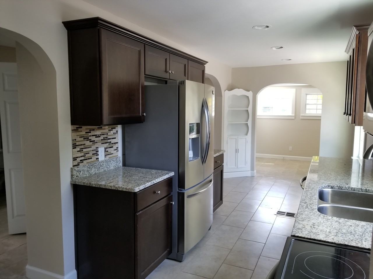 222 25th St N - Photo 3 of 21