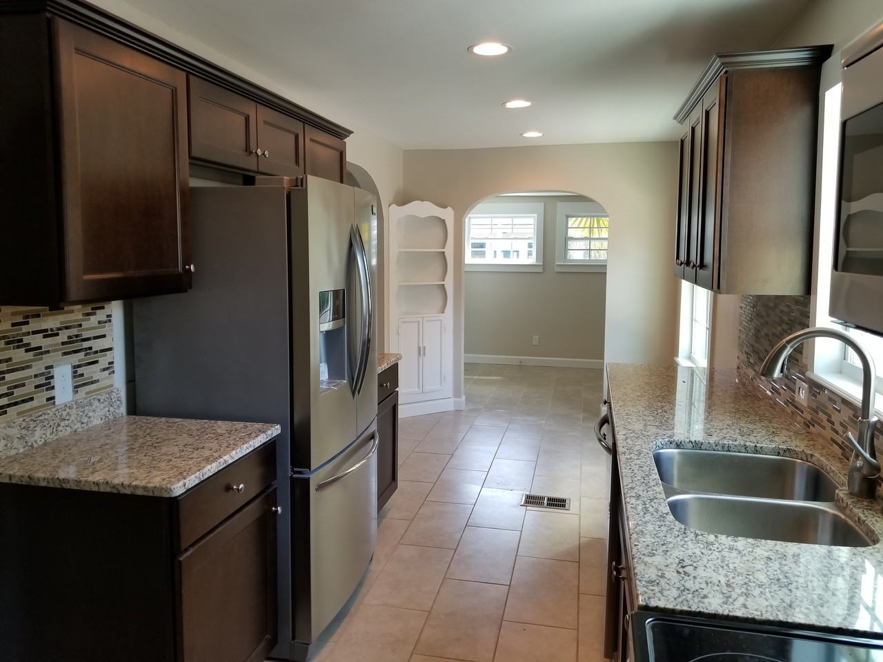 222 25th St N - Photo 4 of 21