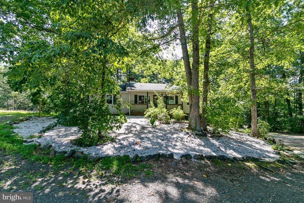 3013 Atkins Trail - Photo 2 of 16