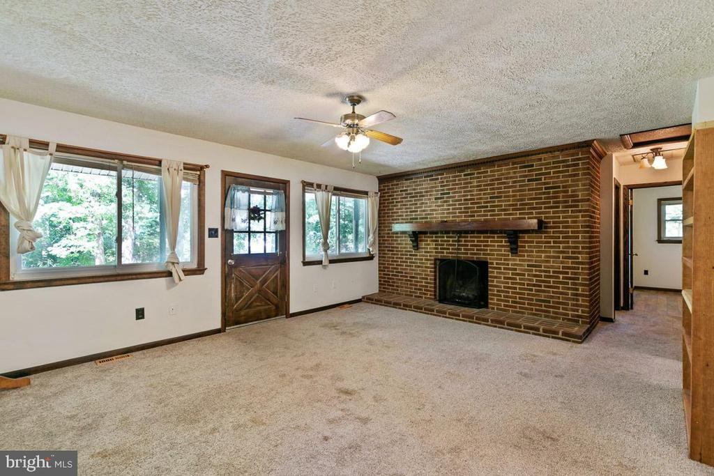 3013 Atkins Trail - Photo 3 of 16