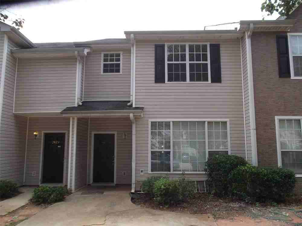 2427 Brianna Drive - 1 - Photo 3 of 25