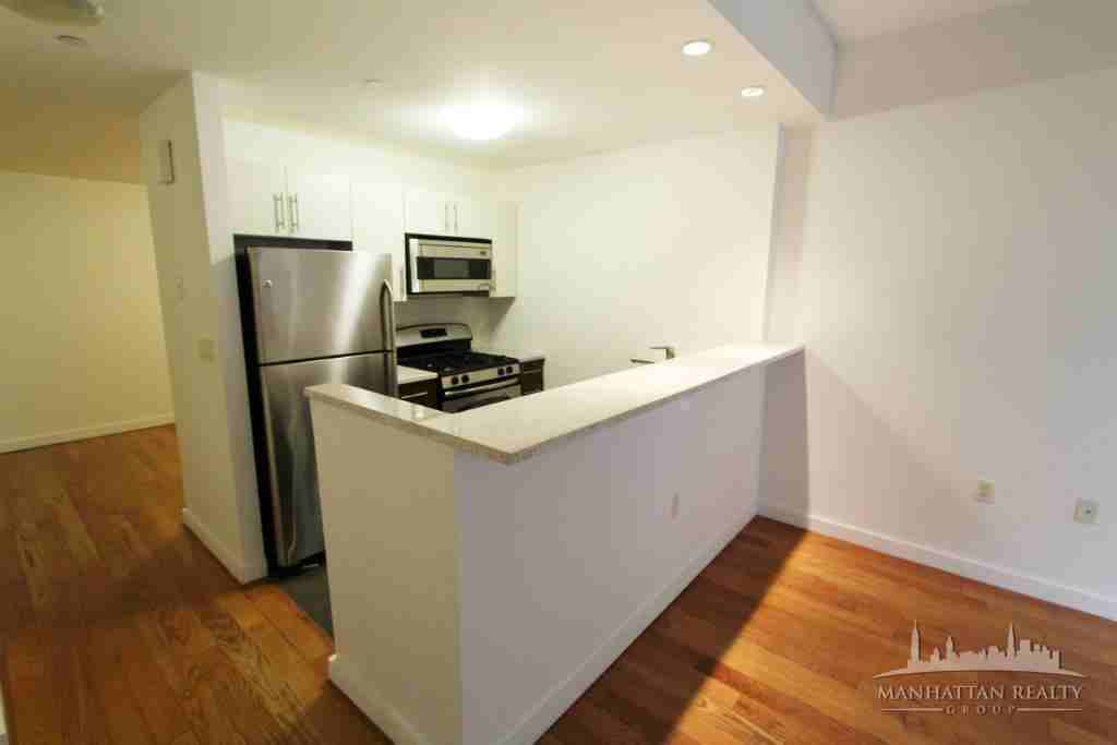 W 18th St #12D