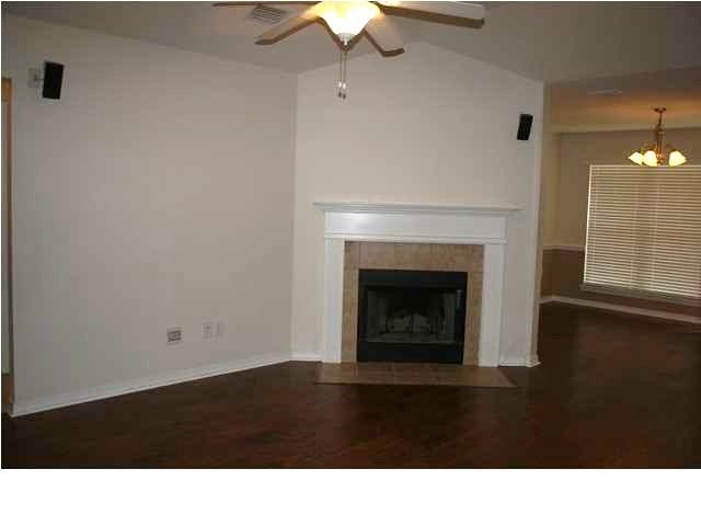 9637 Misty Leaf Dr N - Photo 2 of 11