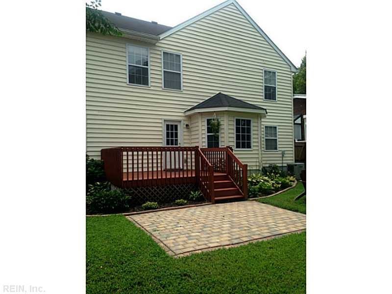 1734 Lasalle Ave - Photo 2 of 8