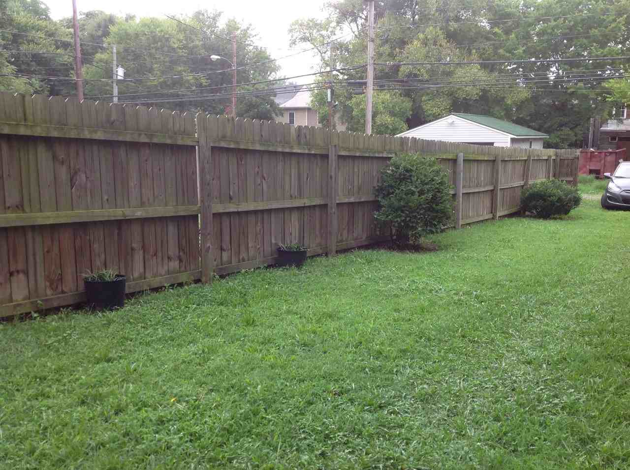 510 S Pine St - Photo 3 of 8