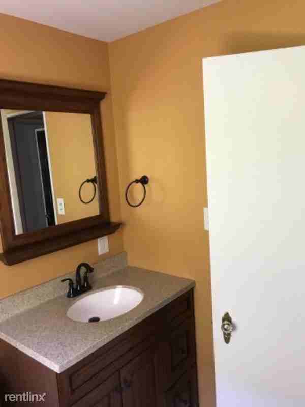 603 E. Illinois Ave. Morris - Photo 3 of 6