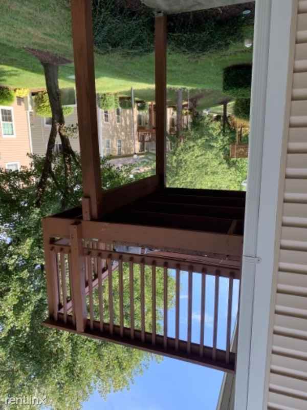 7824 Harrowgate Cir C - Photo 3 of 14