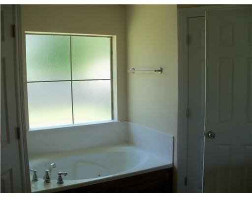 108 Fitzwilliam St - Photo 3 of 8