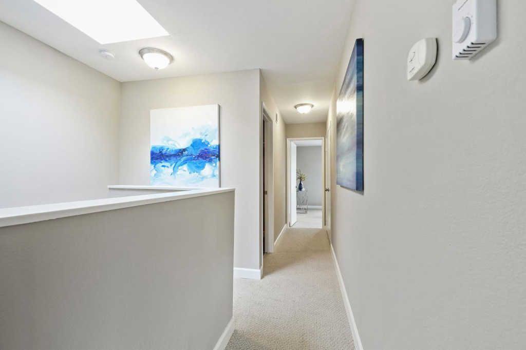 654 Portofino Ln - Photo 2 of 18