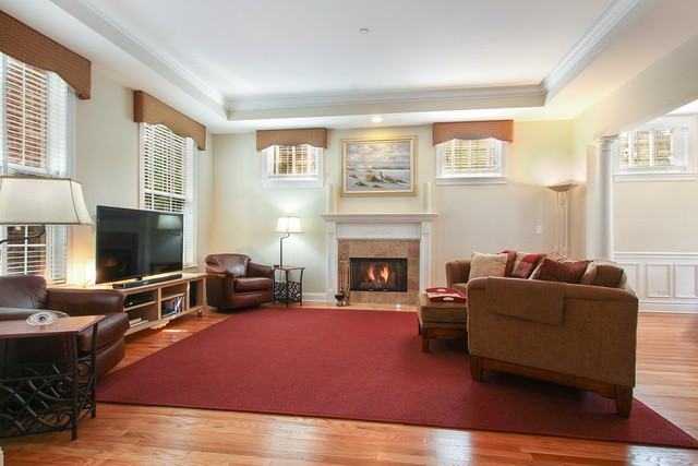 1811 Grove - Photo 3 of 18