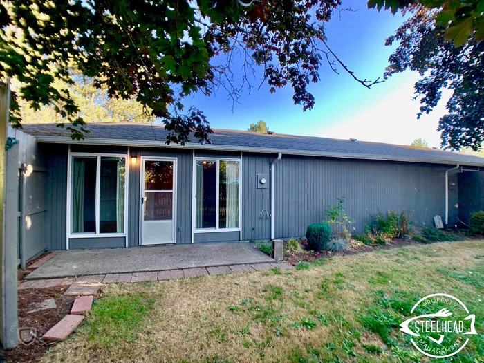 1618 Madras Street Southeast - Photo 2 of 12