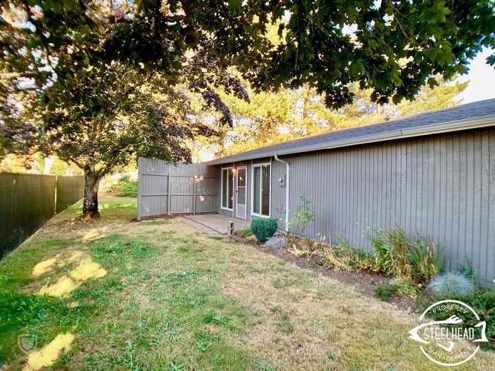 1618 Madras Street Southeast - Photo 3 of 12