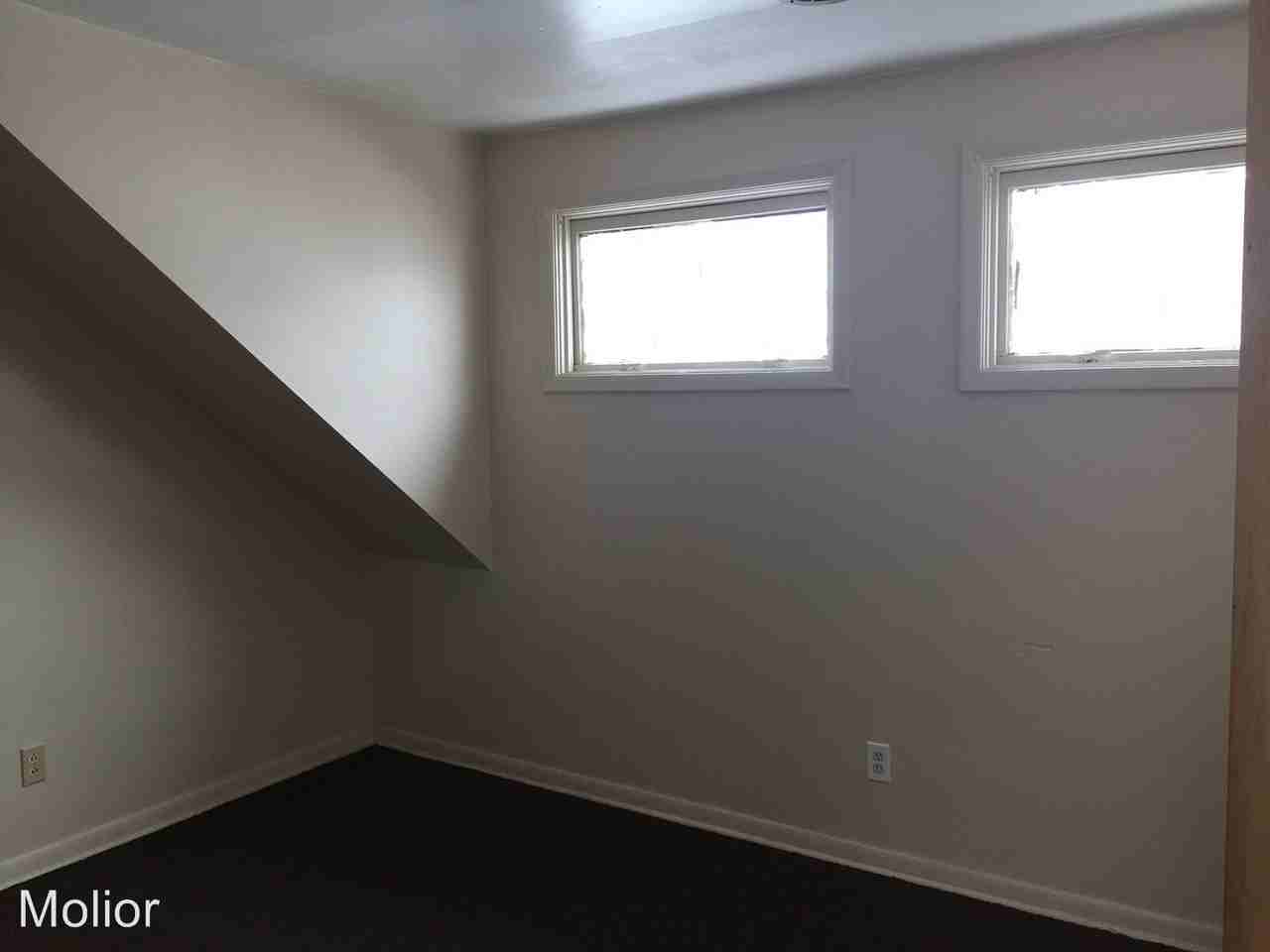 39 Burlington Ave - Photo 2 of 3